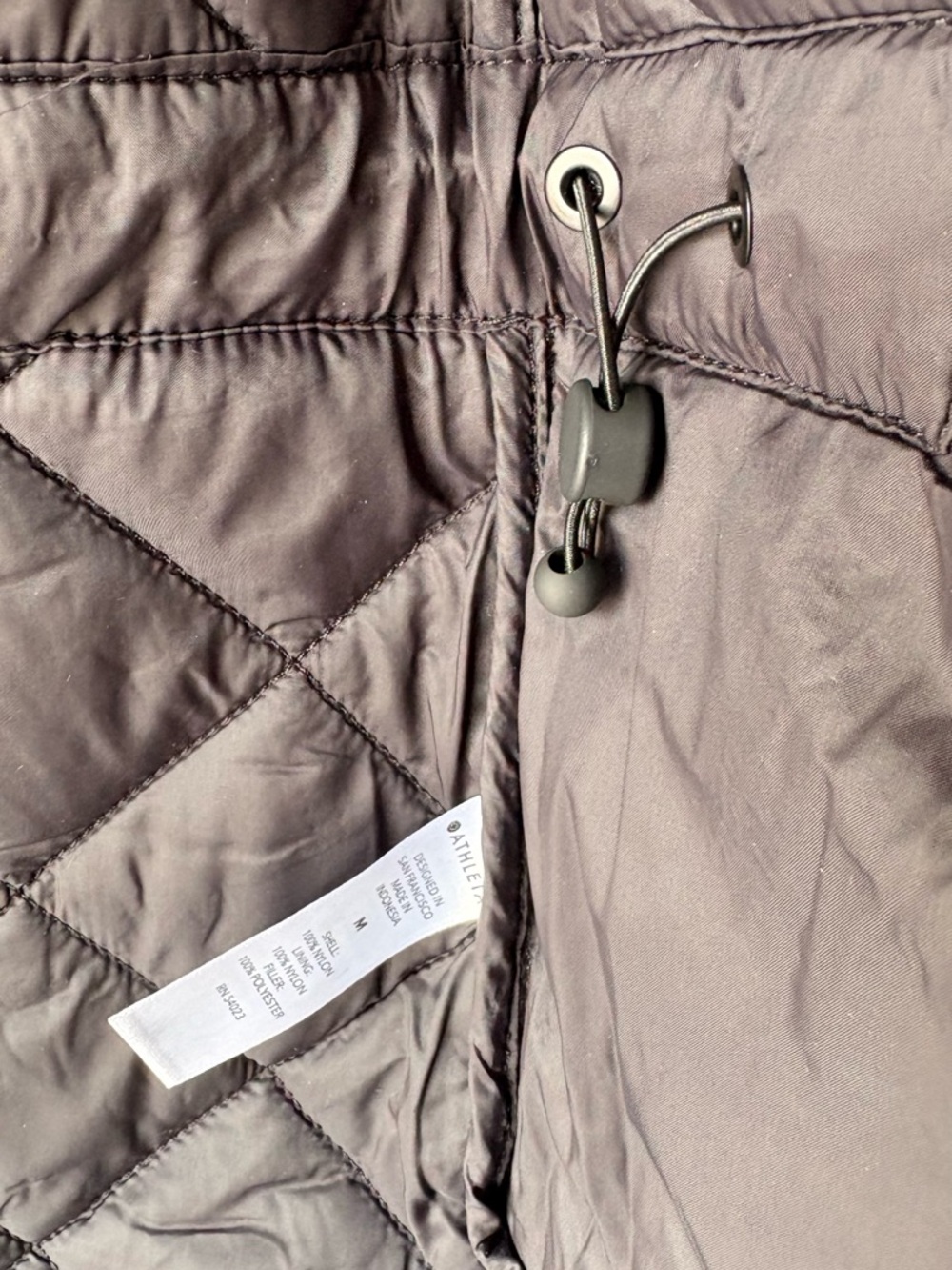 Athleta Quilted Puffer Vest in Charcoal Black - Picture 5 of 6